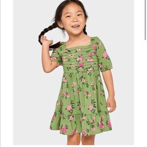 Girls dress